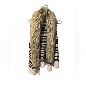 BB Dakota sleeveless faux fur cardigan